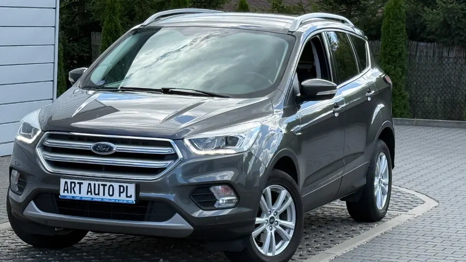 FORD Kuga -