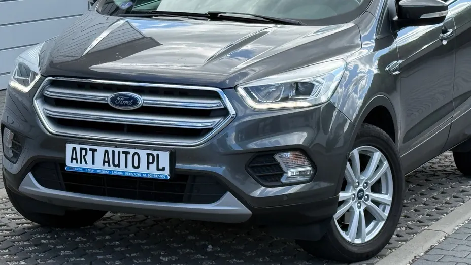 FORD Kuga -
