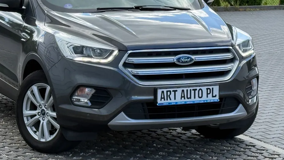 FORD Kuga -
