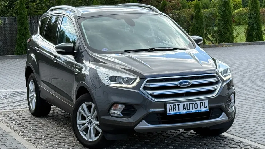FORD Kuga -