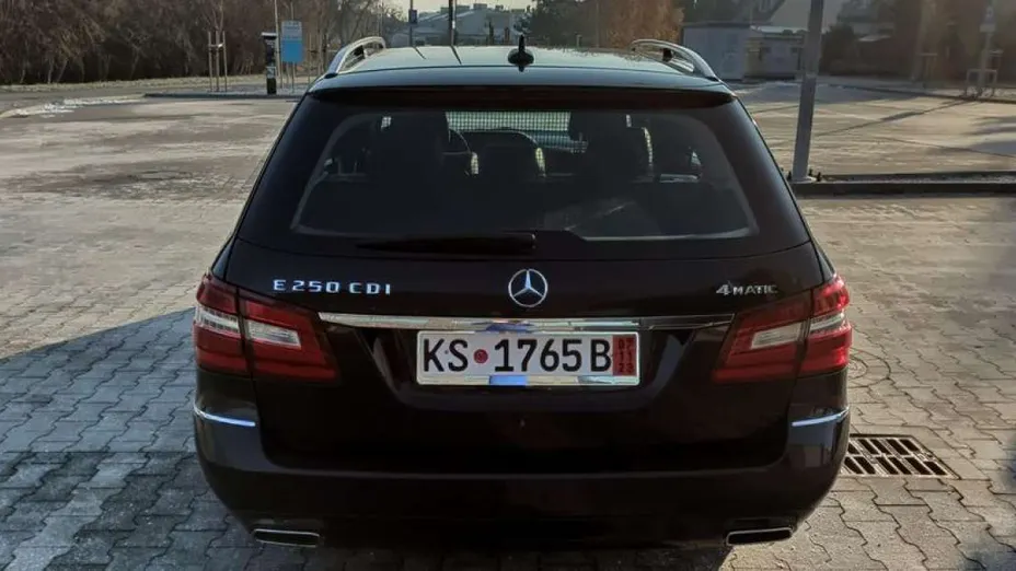 MERCEDES-BENZ E Klasa -
