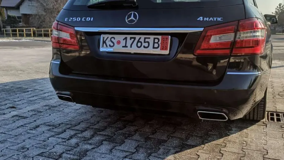 MERCEDES-BENZ E Klasa -