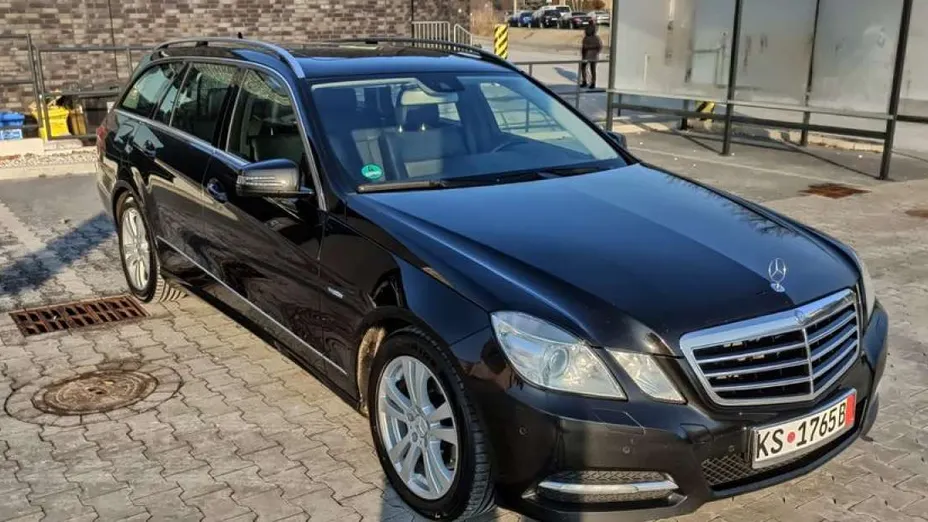 MERCEDES-BENZ E Klasa -