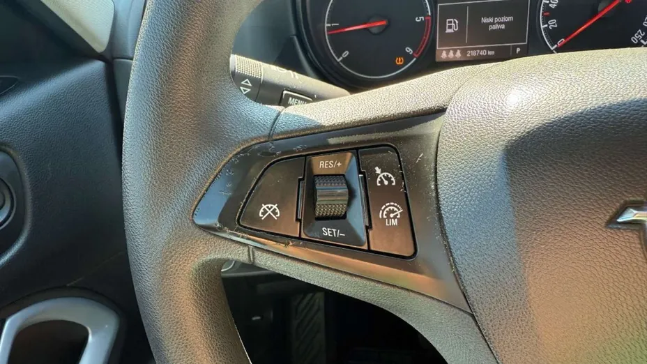 OPEL Zafira -