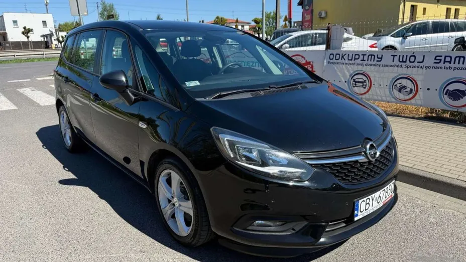 OPEL Zafira -