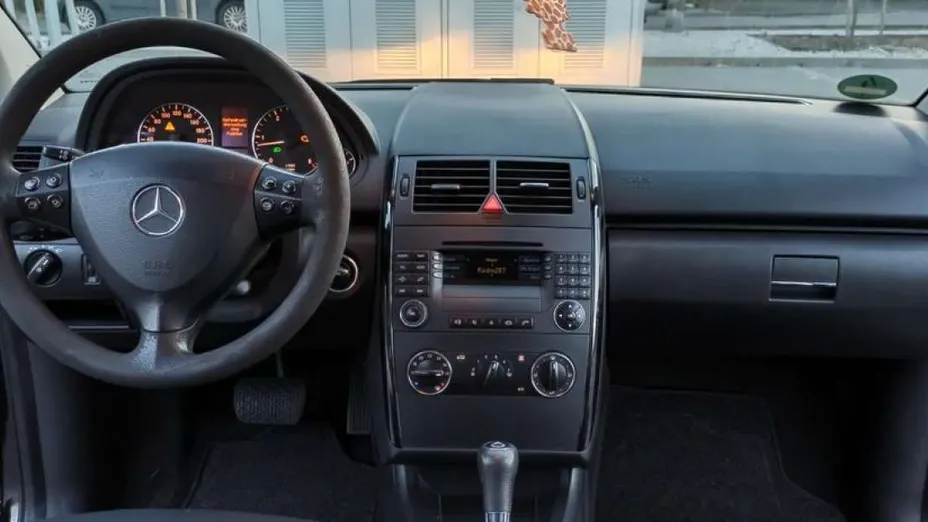 MERCEDES-BENZ A Klasa -