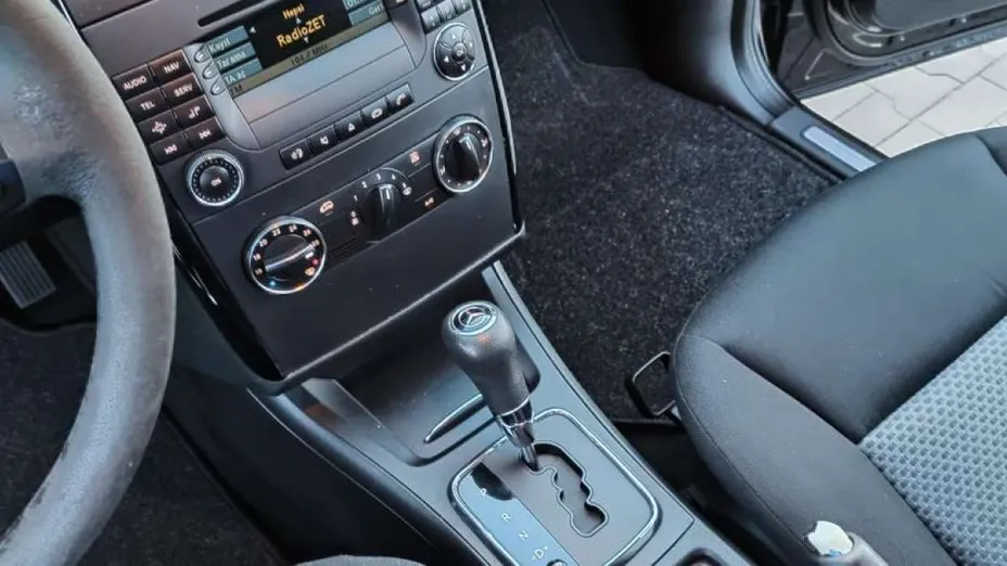 MERCEDES-BENZ A Klasa -