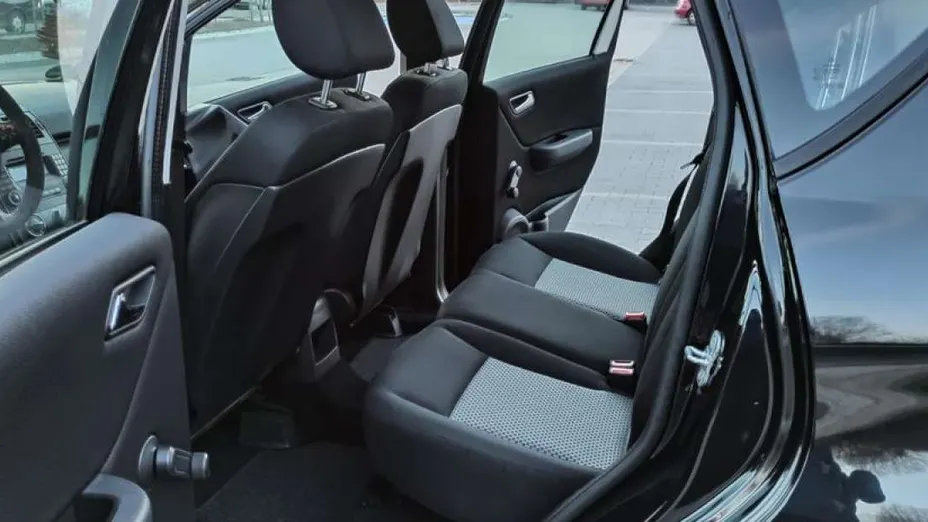 MERCEDES-BENZ A Klasa -