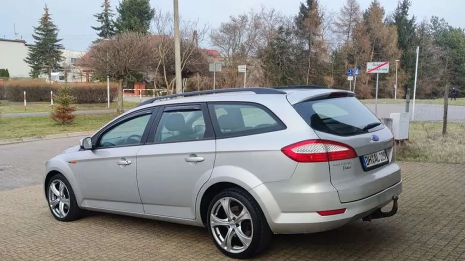 FORD Mondeo -