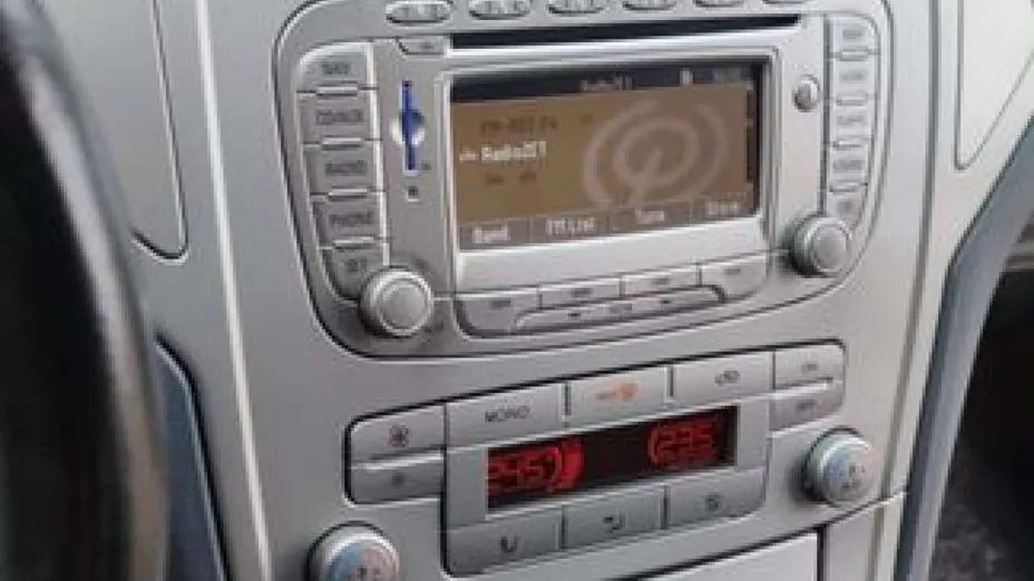 FORD Mondeo -