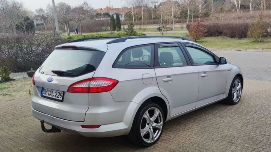 FORD Mondeo -