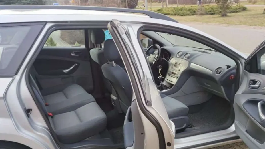 FORD Mondeo -
