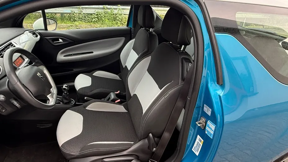 CITROEN DS3 -
