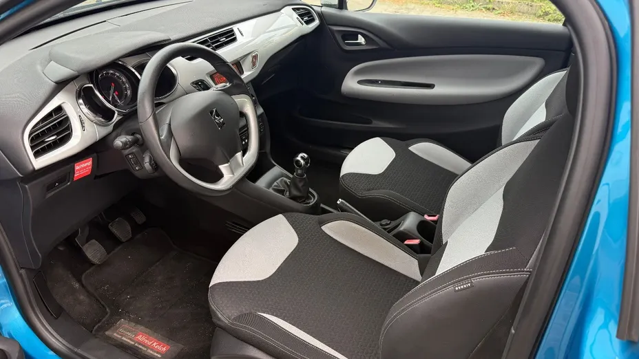 CITROEN DS3 -