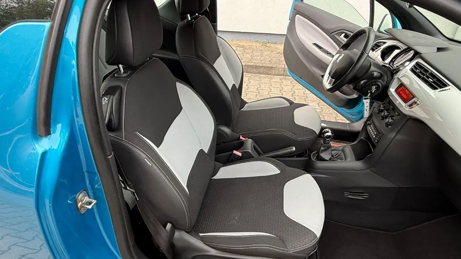 CITROEN DS3 -