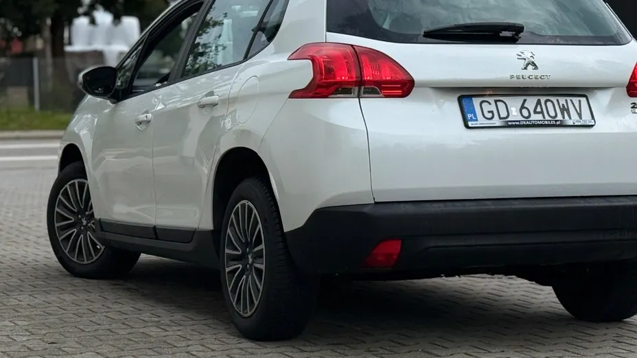 PEUGEOT 2008 -