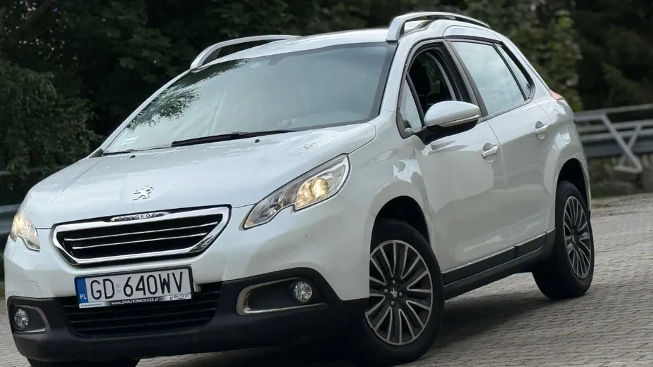 PEUGEOT 2008 -