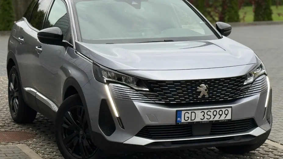 PEUGEOT 3008 -