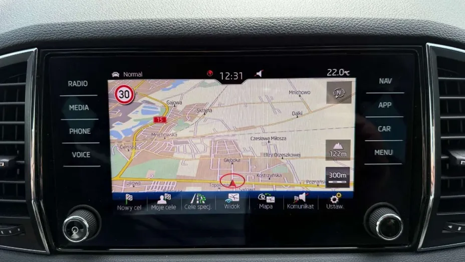SKODA Karoq -