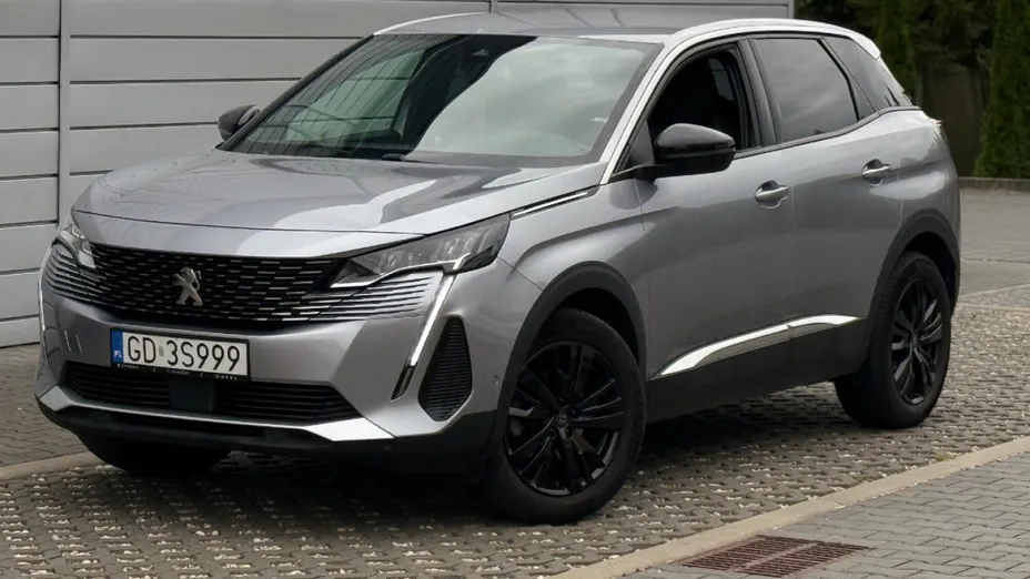 PEUGEOT 3008 -