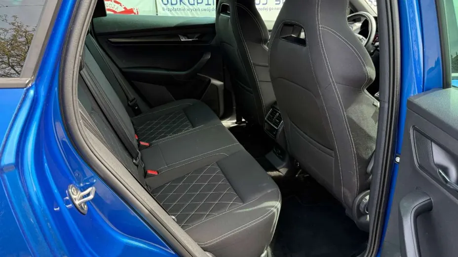 SKODA Karoq -