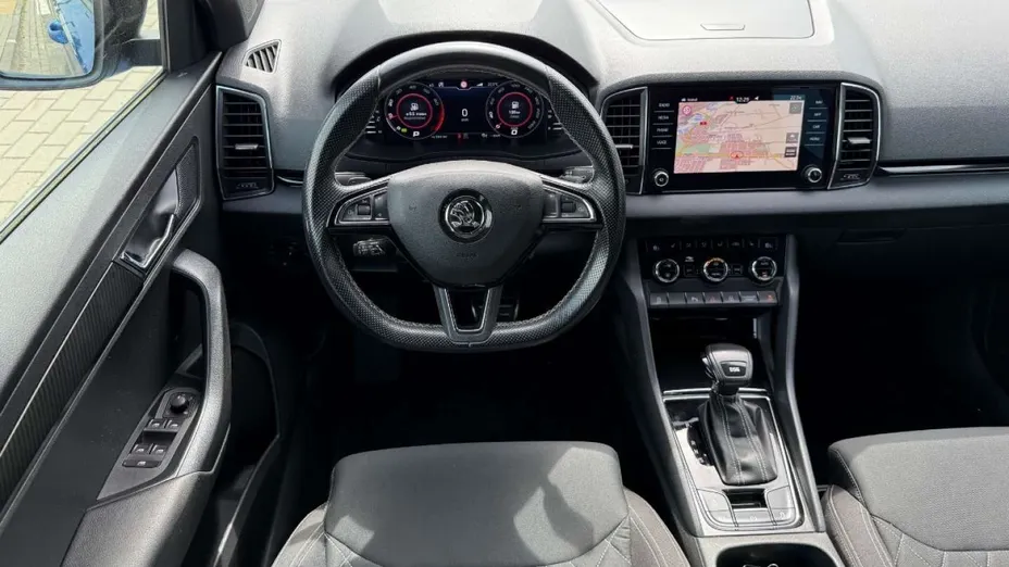 SKODA Karoq -