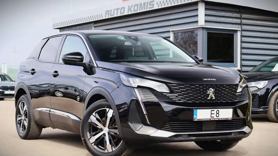 PEUGEOT 3008 -