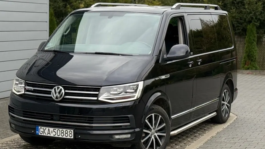 VOLKSWAGEN Multivan -