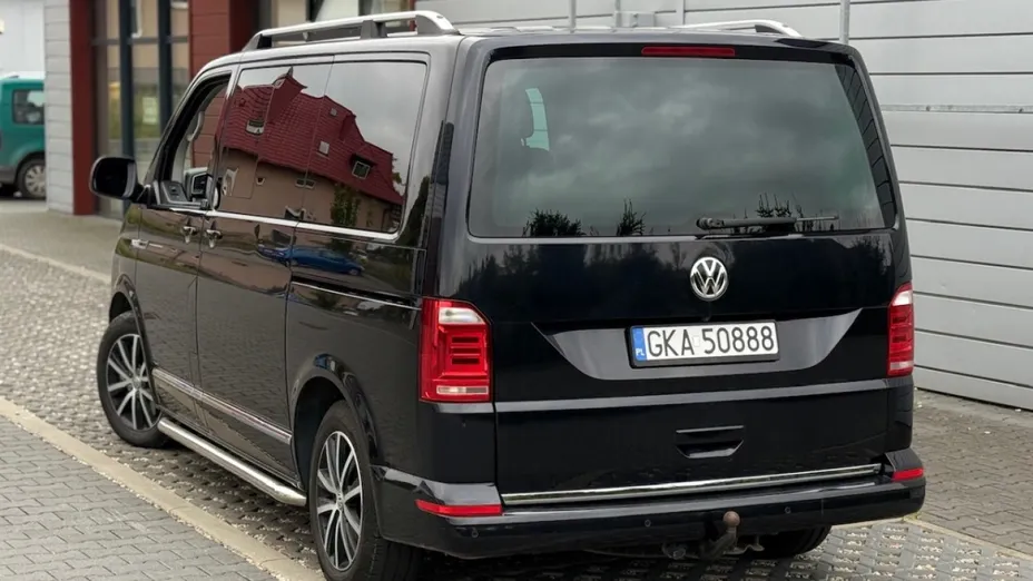 VOLKSWAGEN Multivan -