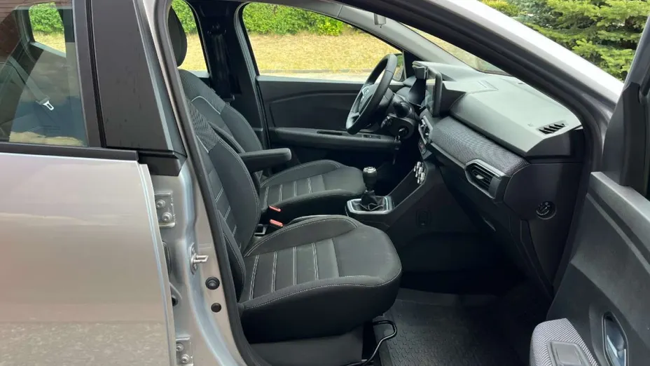 DACIA Sandero -