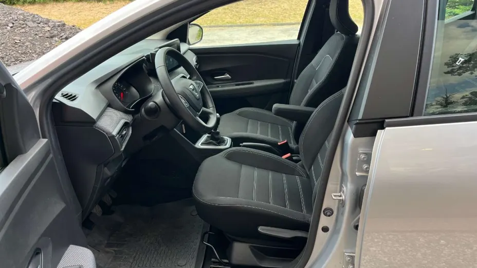 DACIA Sandero -