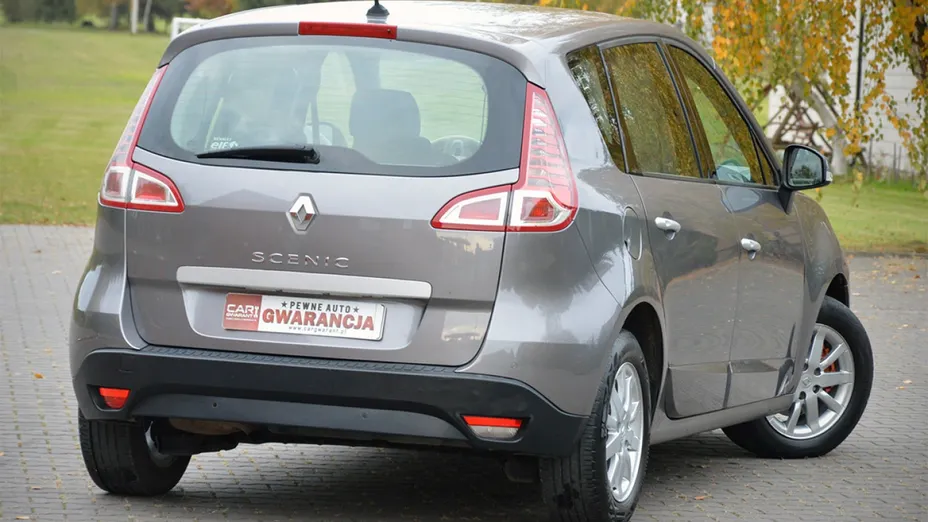 RENAULT Scenic -