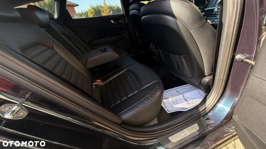 KIA Optima -