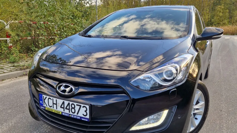 HYUNDAI i30 -
