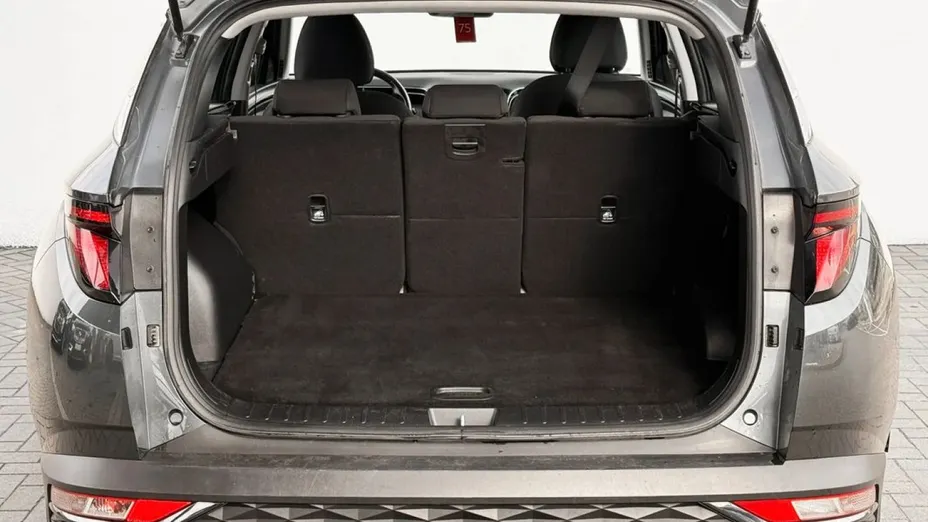 HYUNDAI Tucson -