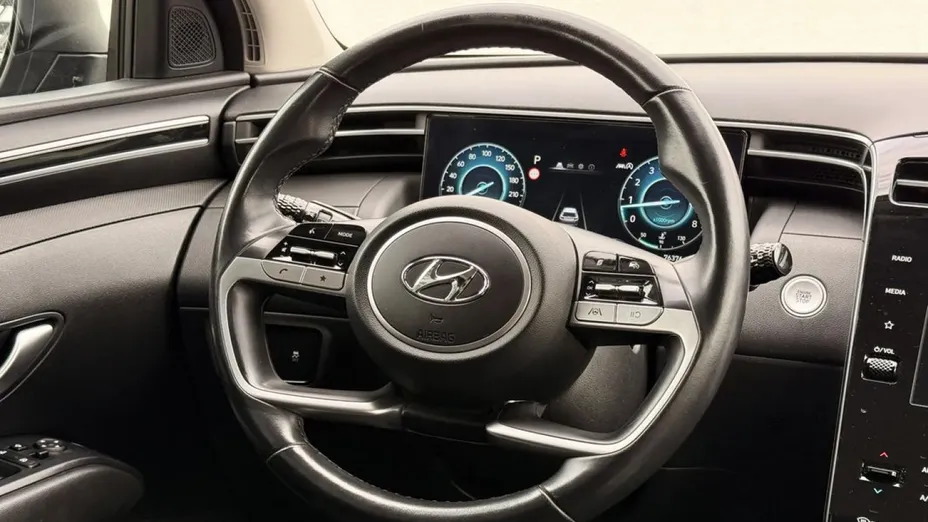 HYUNDAI Tucson -