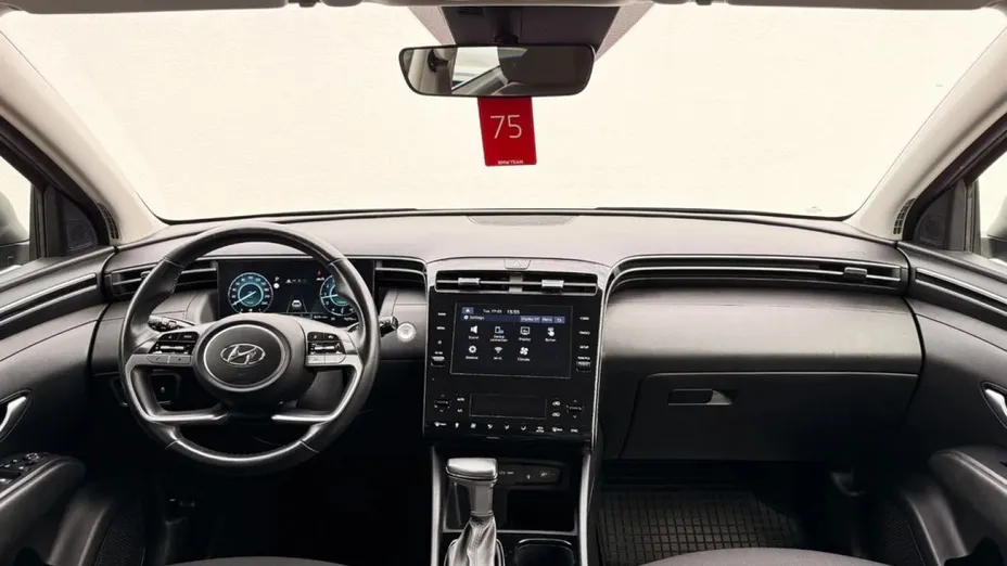 HYUNDAI Tucson -