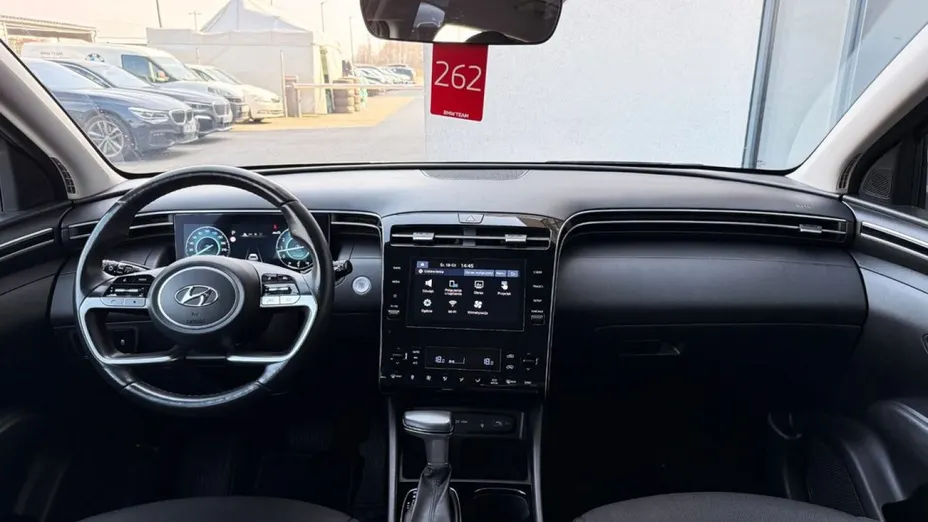 HYUNDAI Tucson -