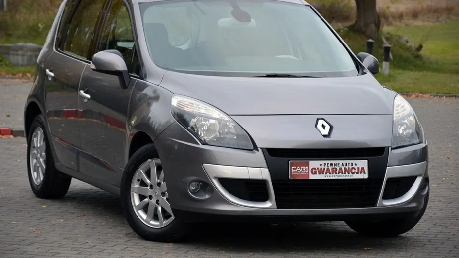 RENAULT Scenic -
