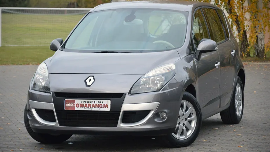RENAULT Scenic -
