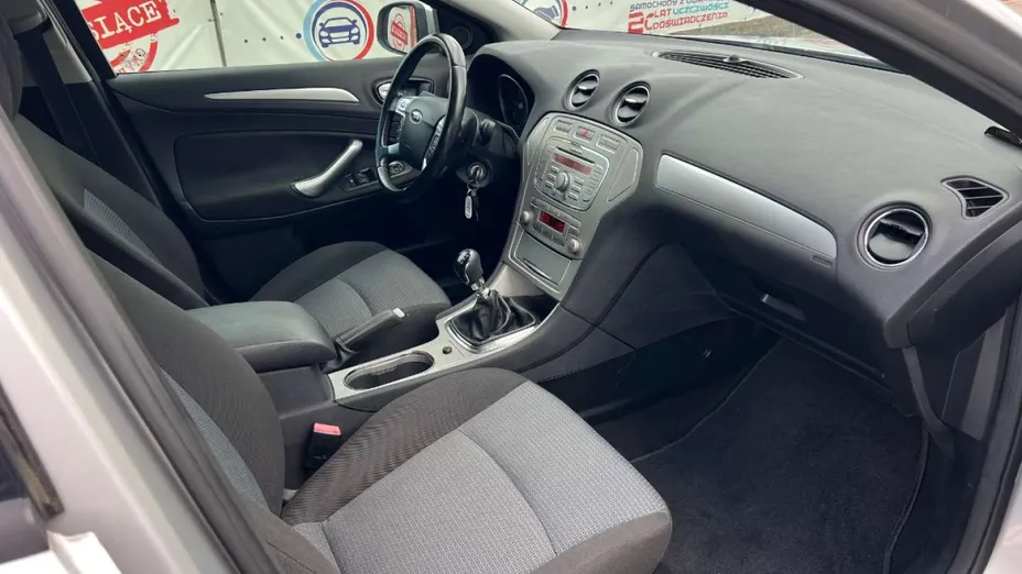 FORD Mondeo -