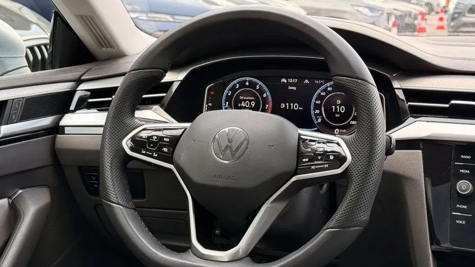 VOLKSWAGEN Arteon -