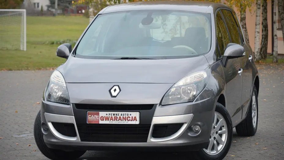 RENAULT Scenic -
