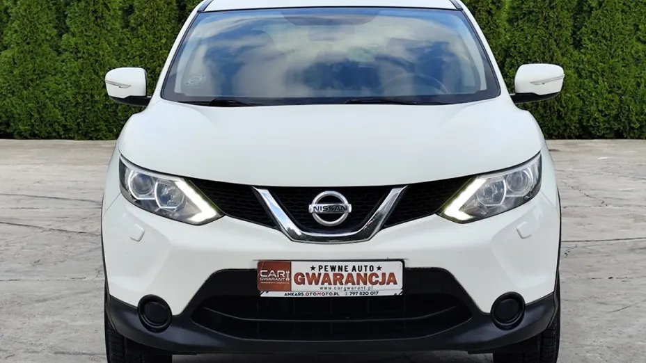 NISSAN Qashqai -