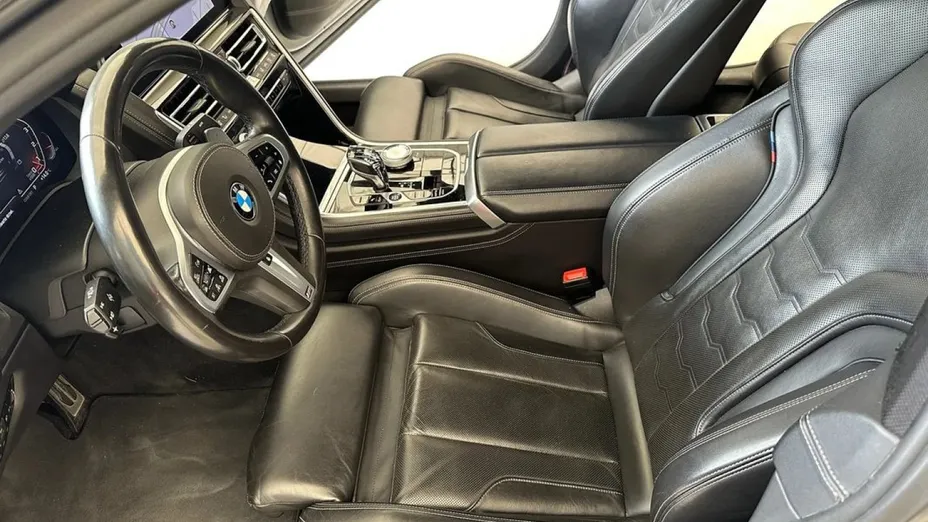 BMW Seria 8 -