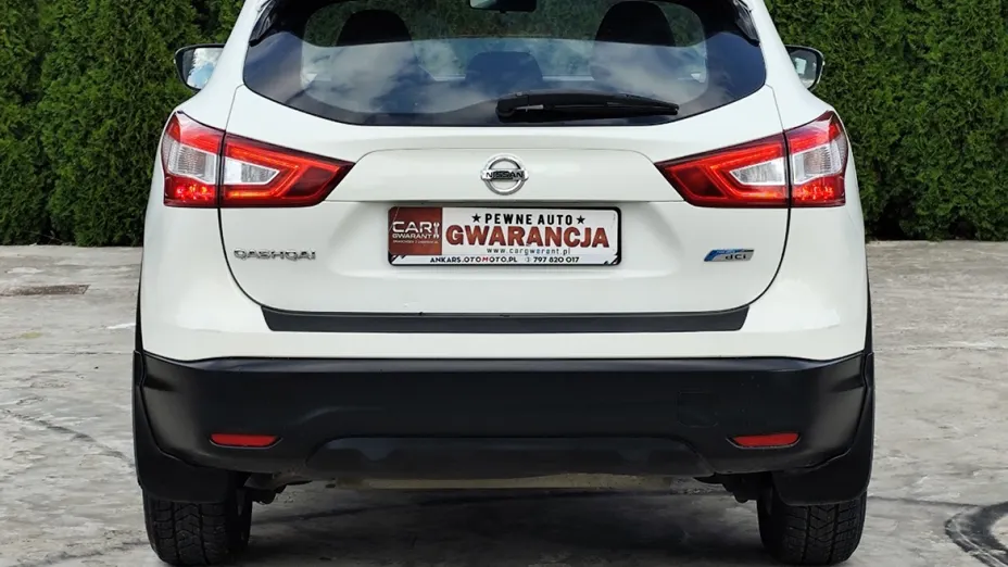 NISSAN Qashqai -