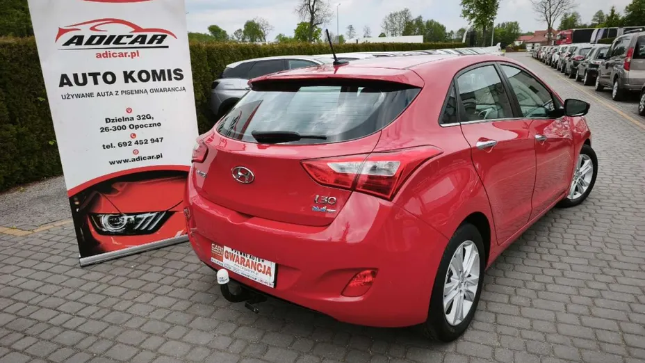 HYUNDAI i30 -