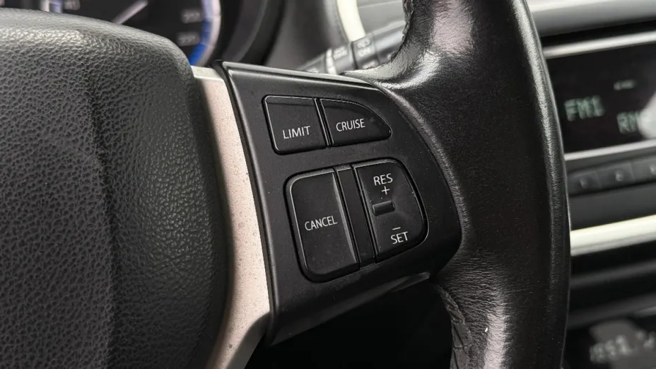 SUZUKI SX4 -