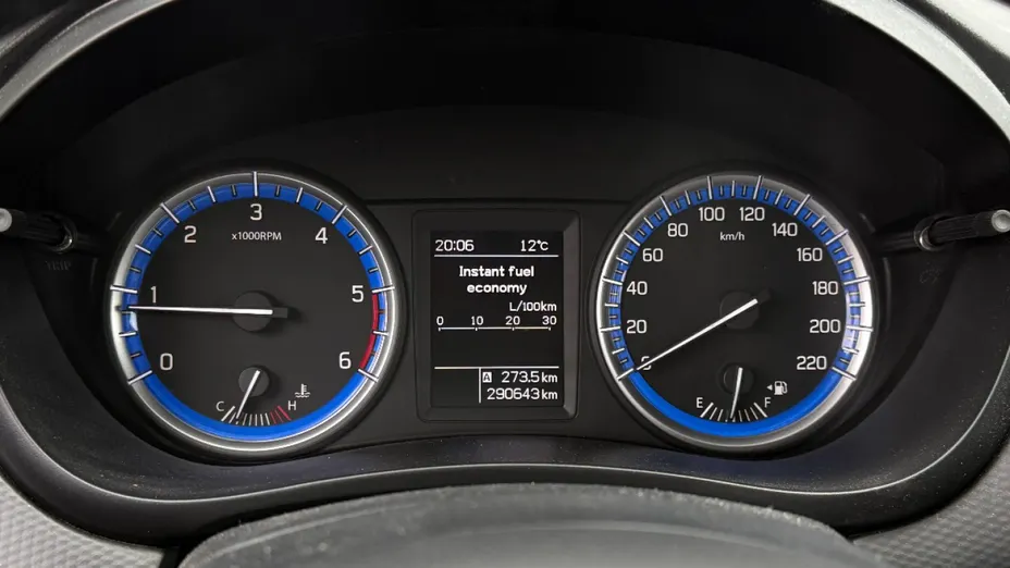 SUZUKI SX4 -