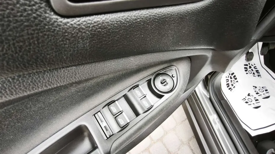 FORD C-MAX -